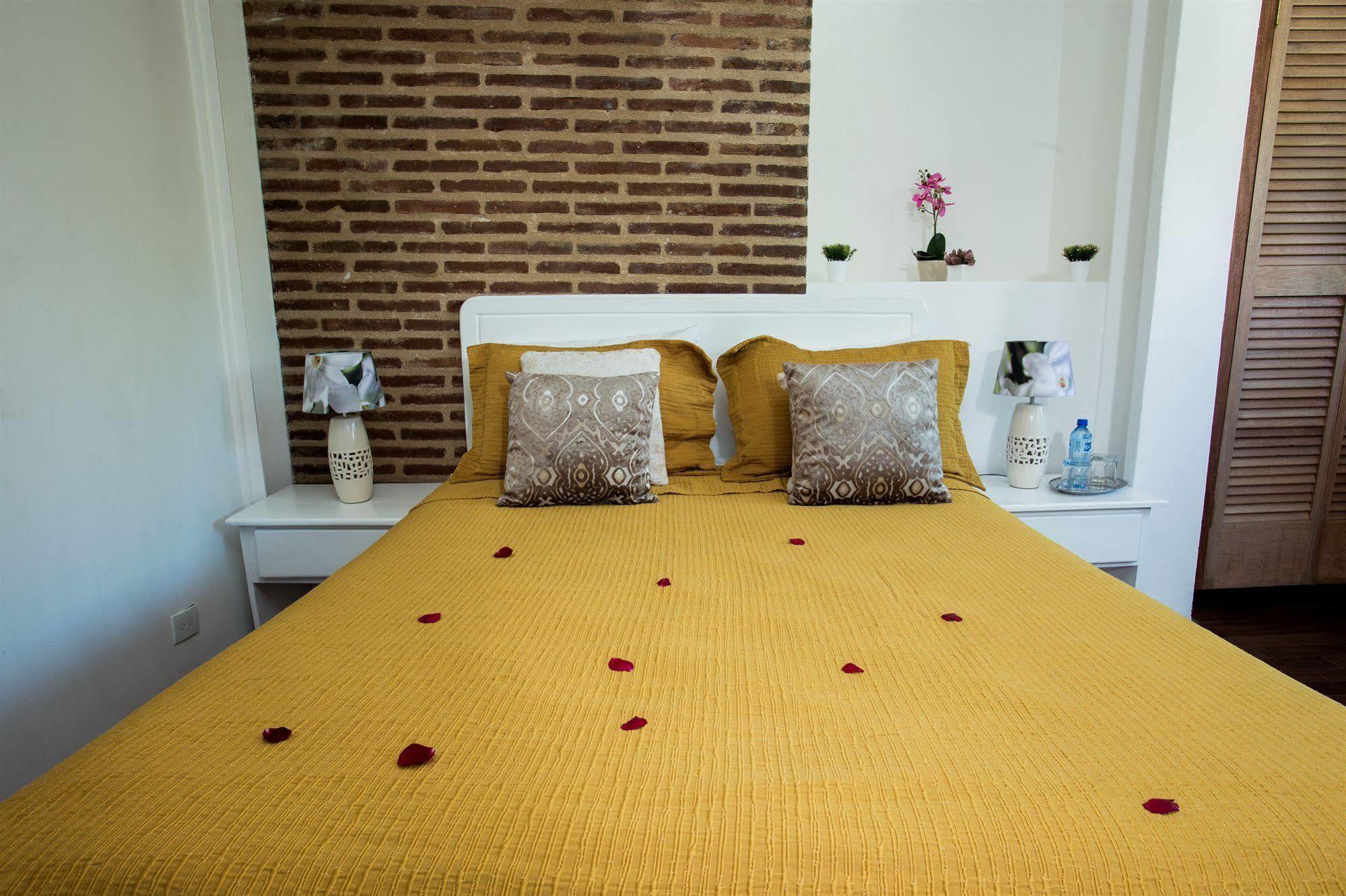 סנטו דומינגו Hotel Portes 9 מראה חיצוני תמונה