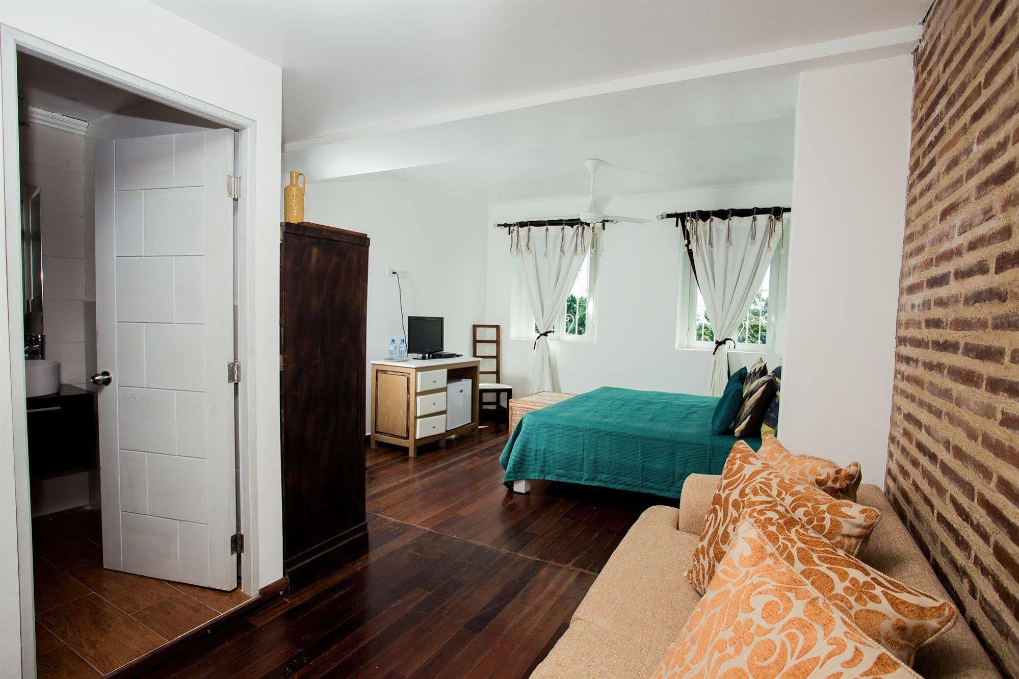 סנטו דומינגו Hotel Portes 9 מראה חיצוני תמונה