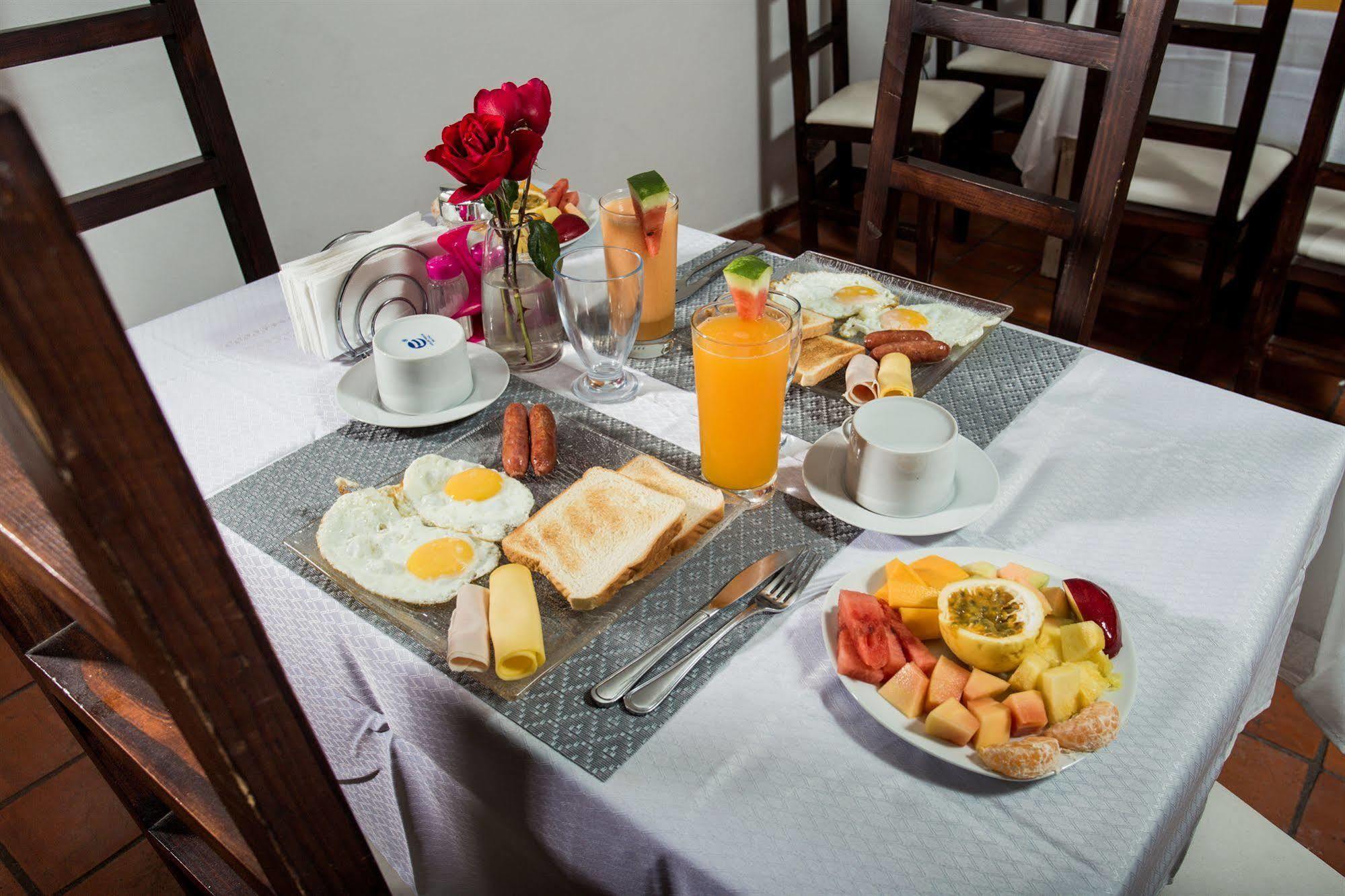 סנטו דומינגו Hotel Portes 9 מראה חיצוני תמונה
